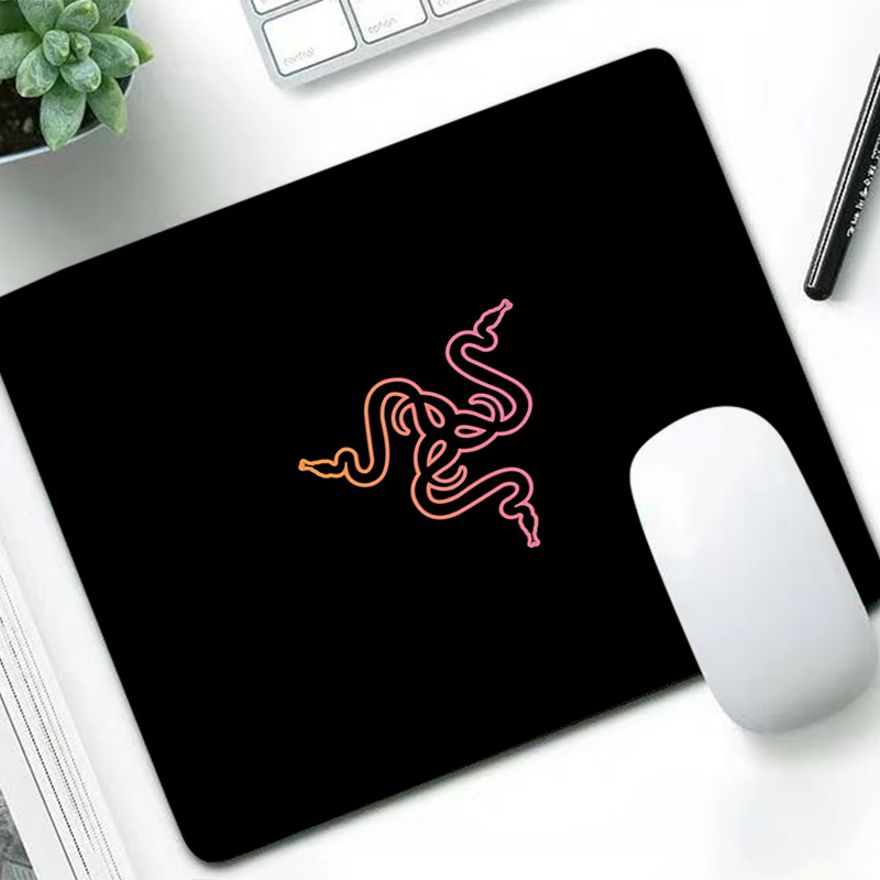 Gaming Keyboard Affordable - Razer luxo mouse pad anime gamer